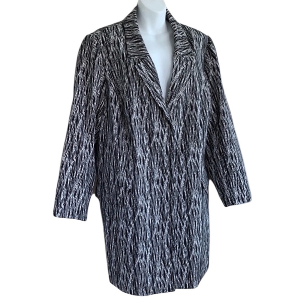 VINCE CAMUTO Jacket, Women's 2X, black white graphic/stripes, hip-length. EUC